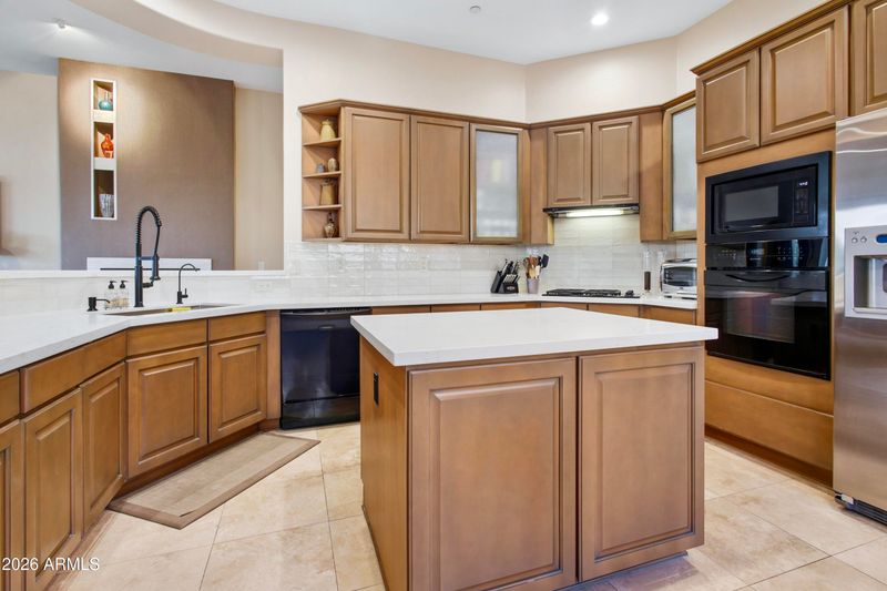 10637 E Blanche Dr, Scottsdale, AZ 85255