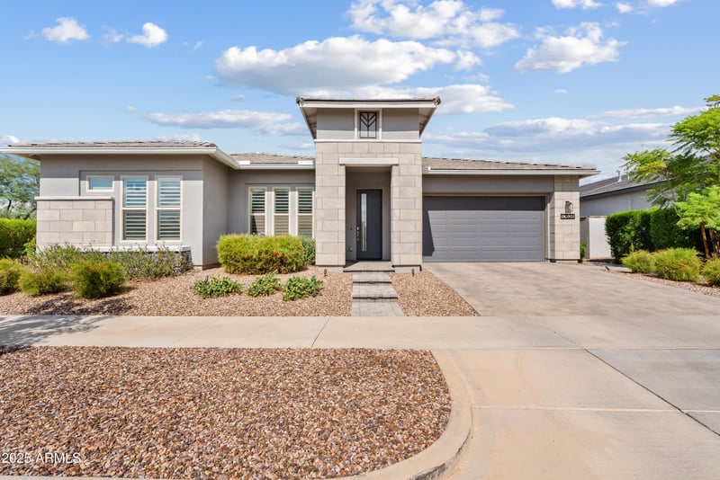 10638 Tesla Ave, Mesa, AZ 85212