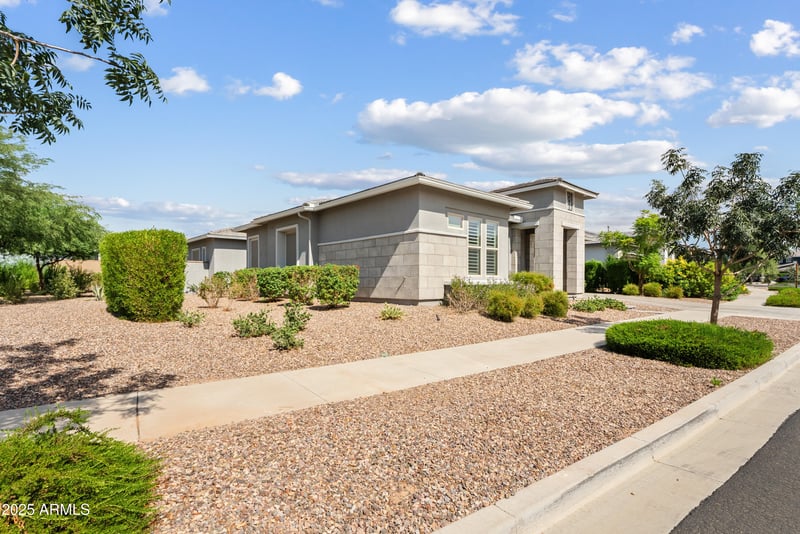 10638 Tesla Ave, Mesa, AZ 85212