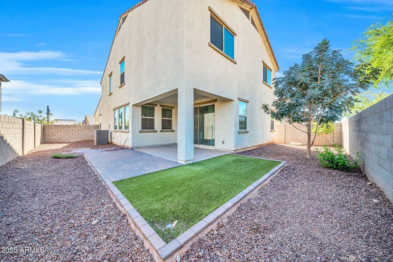 1064 151st Ln, Goodyear, AZ 85338