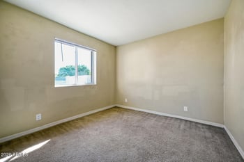 1064 Hoover Ave, Mesa, AZ 85204