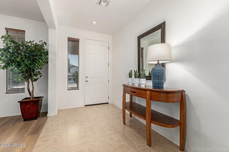 1064 Desert Glen Dr, San Tan Valley, AZ 85143