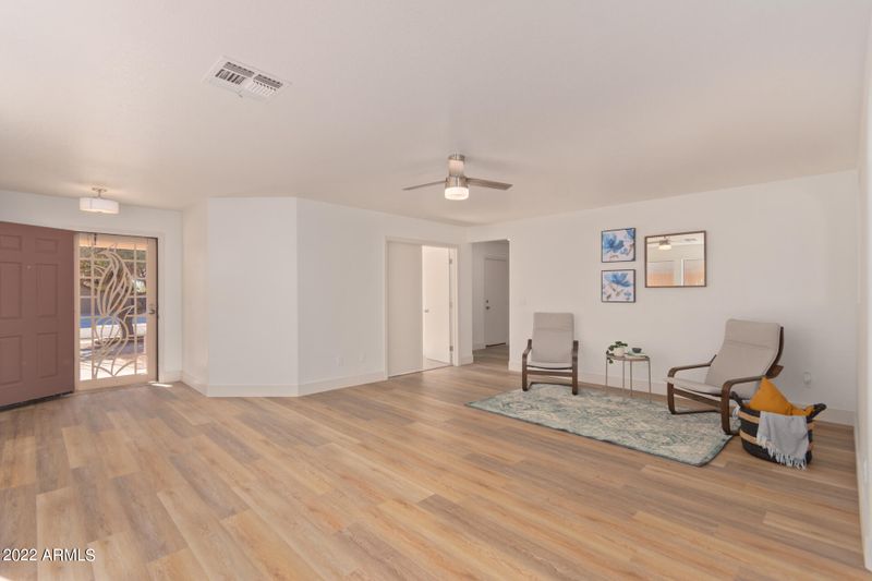 10640 E Balmoral Ave, Mesa, AZ 85208
