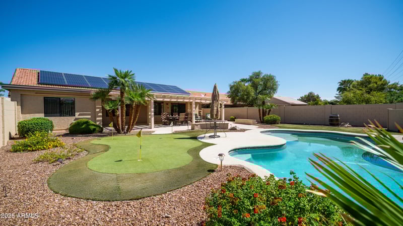 10641 Coopers Hawk Dr, Sun Lakes, AZ 85248
