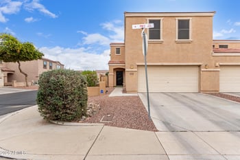 10643 70th Dr, Peoria, AZ 85345