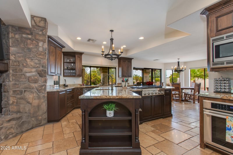10645 Bella Vista Dr, Scottsdale, AZ 85258