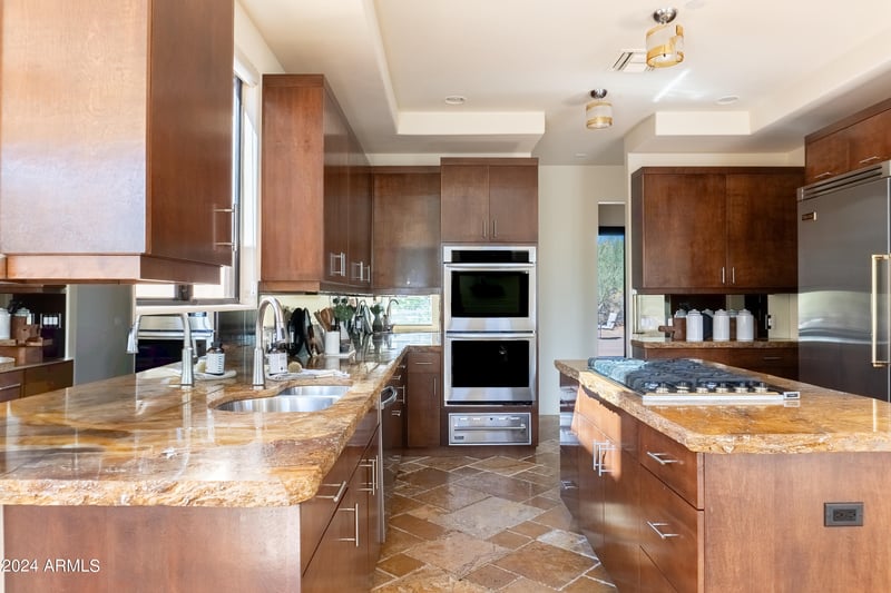 10648 Greythorn Dr, Scottsdale, AZ 85262