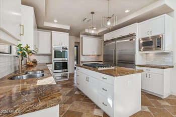 10648 Greythorn Dr, Scottsdale, AZ 85262