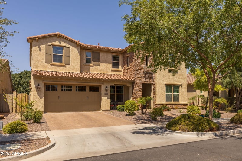 10648 Kinetic Dr, Mesa, AZ 85212