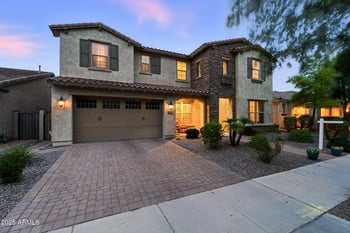 10648 Kinetic Dr, Mesa, AZ 85212