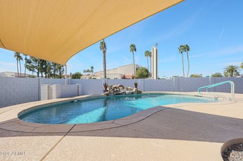 10649 Brookside Dr, Sun, AZ 85351