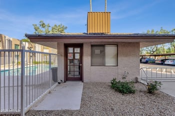 1065 1st St #106, Tempe, AZ 85281