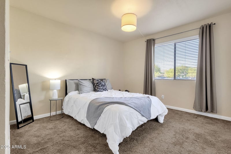 1065 1st St #106, Tempe, AZ 85281