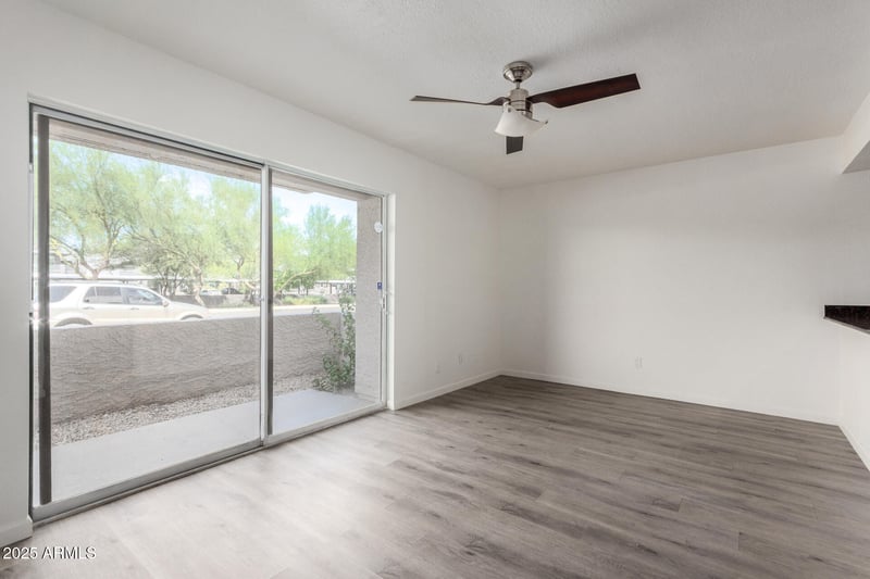 1065 1st St #109, Tempe, AZ 85281