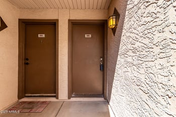 1065 1st St #109, Tempe, AZ 85281