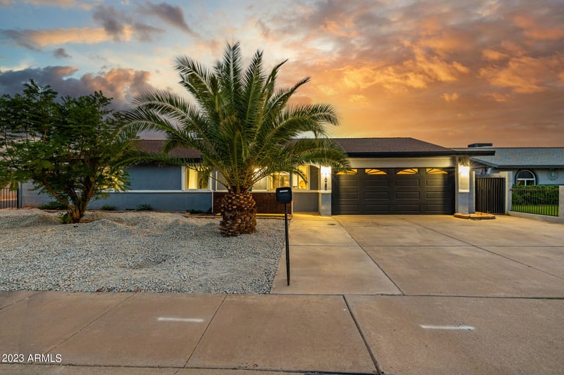 1065 E Glade Ave, Mesa, AZ 85204