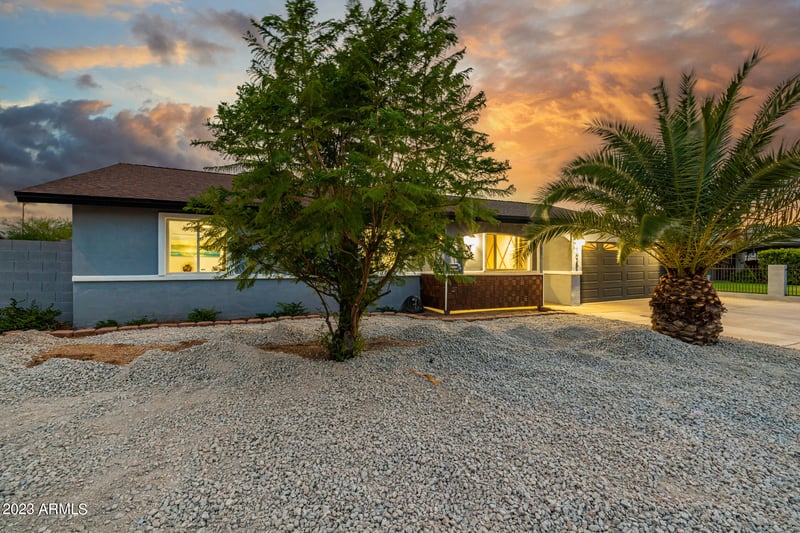 1065 E Glade Ave, Mesa, AZ 85204