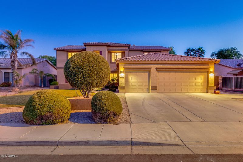 1065 E San Carlos Way, Chandler, AZ 85249