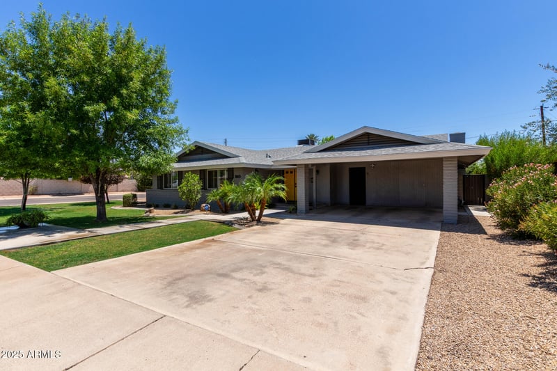 1065 Fairmont Dr, Tempe, AZ 85282