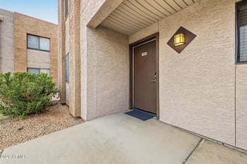 1065 W 1st St #106, Tempe, AZ 85281