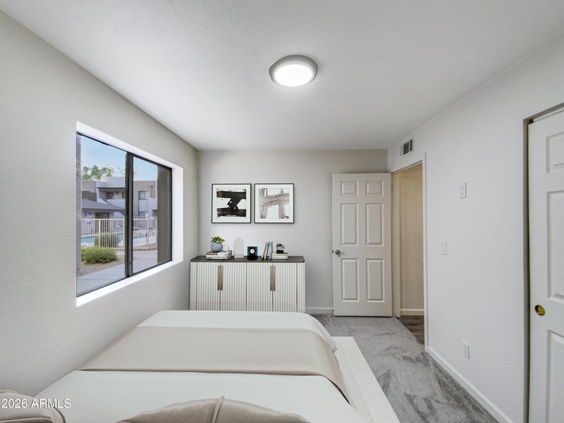 1065 1st St #109, Tempe, AZ 85281