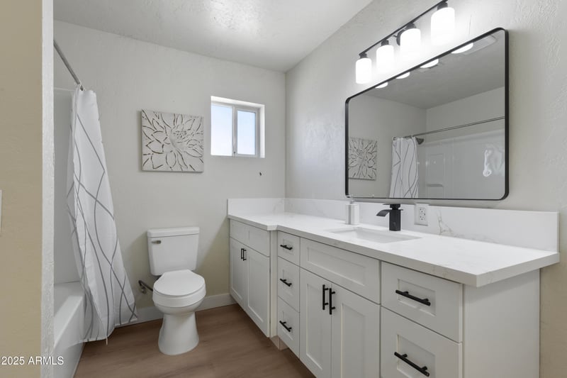 1065 Whiteley St, Apache Junction, AZ 85120