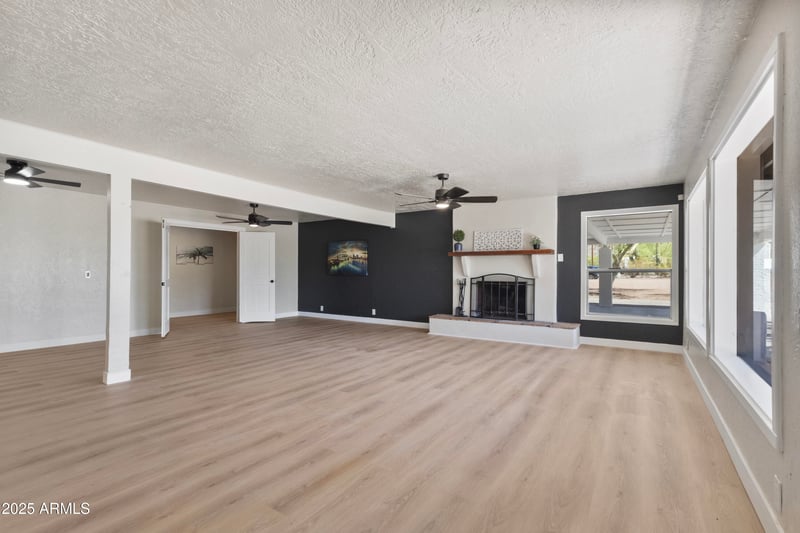 1065 Whiteley St, Apache Junction, AZ 85120