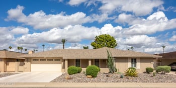 10650 Brookside Dr, Sun City, AZ 85351