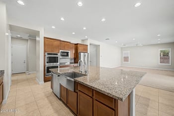 10650 Trillium Ave, Mesa, AZ 85212