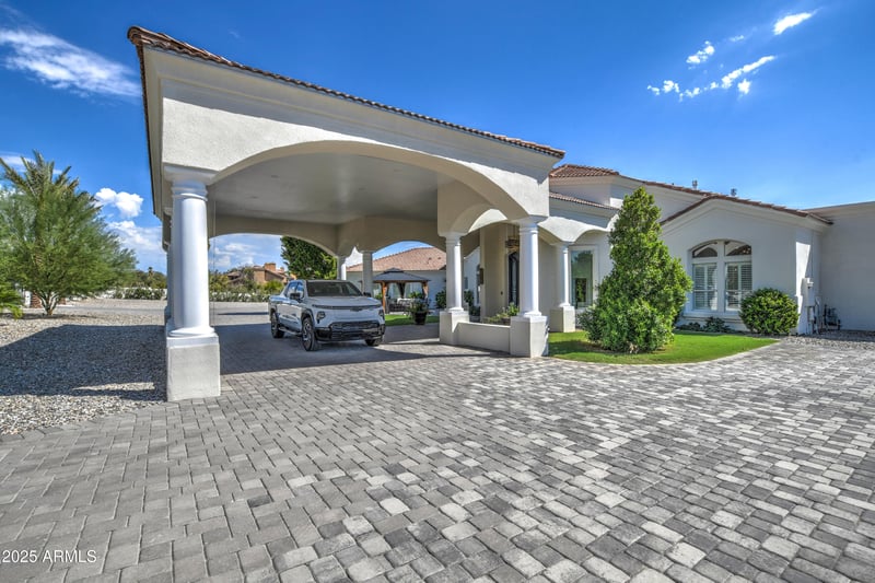10651 Cactus Rd, Scottsdale, AZ 85259