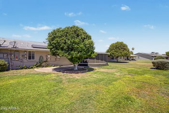 10651 Saratoga Cir, Sun City, AZ 85351