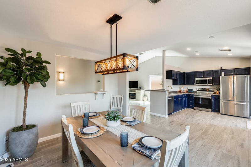 10653 Irma Ln, Peoria, AZ 85382
