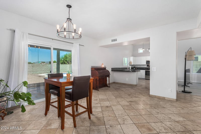 10654 Forge Ave, Mesa, AZ 85208