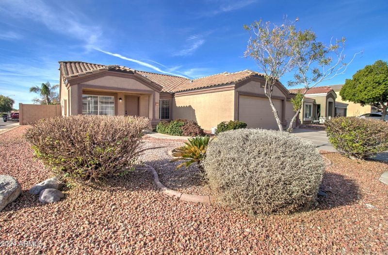 10655 E Carmel Ave, Mesa, AZ 85208