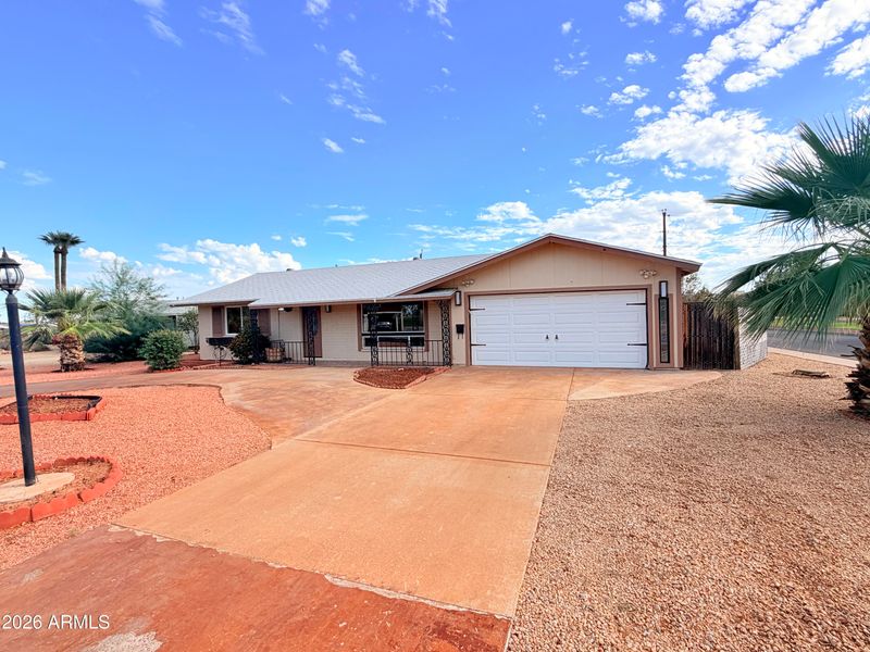 10656 W Connecticut Ave, Sun City, AZ 85351