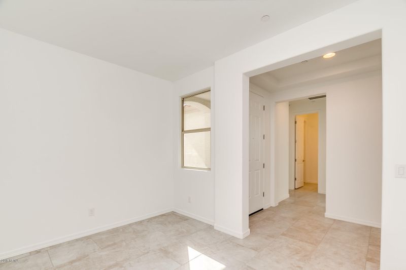 10656 W Eucalyptus Rd, Peoria, AZ 85383