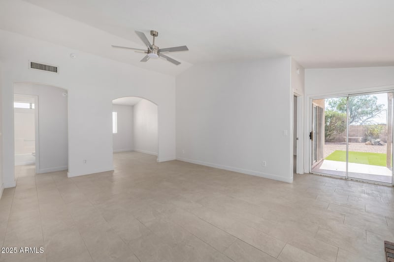 10659 Yukon Dr, Peoria, AZ 85382