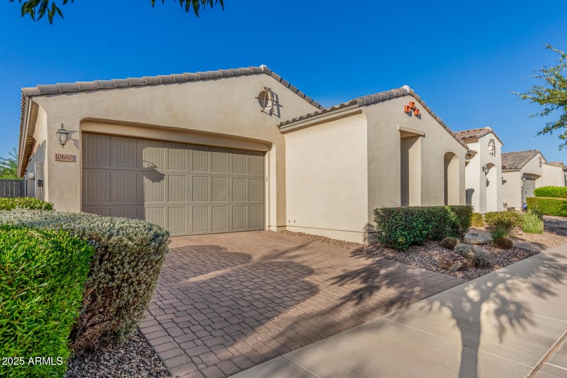 10660 Twister Ave, Mesa, AZ 85212