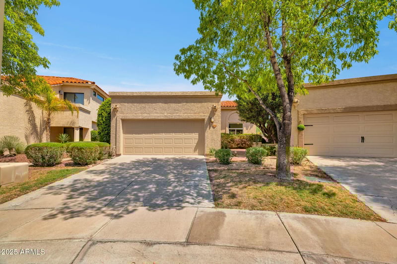 10660 Vogel Ave, Scottsdale, AZ 85258