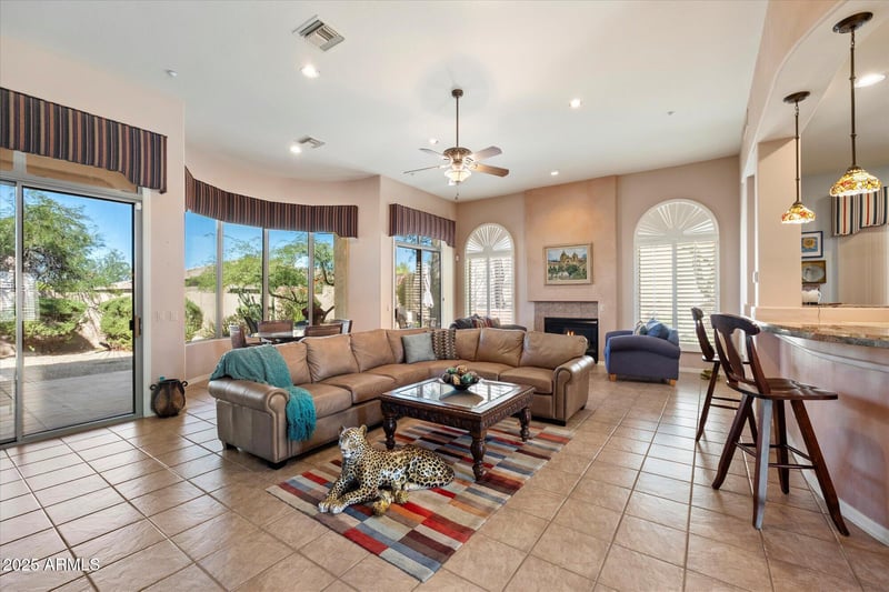 10662 Blanche Dr, Scottsdale, AZ 85255