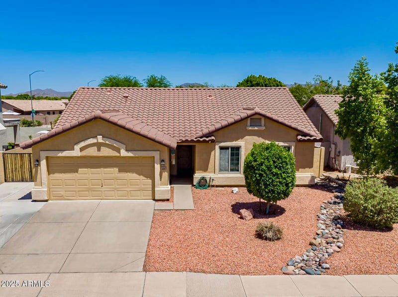 10664 Forge Ave, Mesa, AZ 85208