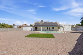 1067 Sequoia Dr, Phoenix, AZ 85024