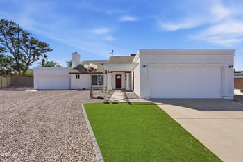 1067 Sequoia Dr, Phoenix, AZ 85024