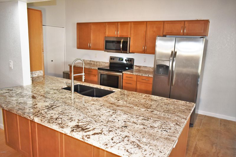 10670 E Becker Ln, Scottsdale, AZ 85259