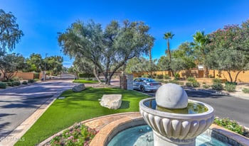 10674 Saddlehorn Dr, Scottsdale, AZ 85258