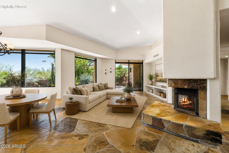 10675 E Fernwood Ln, Scottsdale, AZ 85262