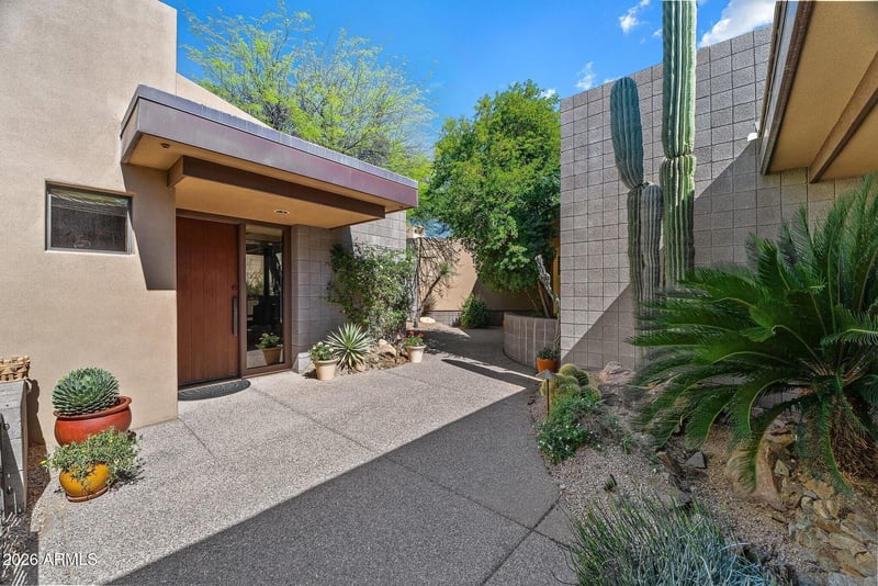 10675 Fernwood Ln, Scottsdale, AZ 85262