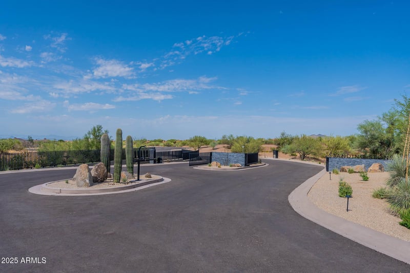 10681 Stoney Cir #1, Scottsdale, AZ 85262