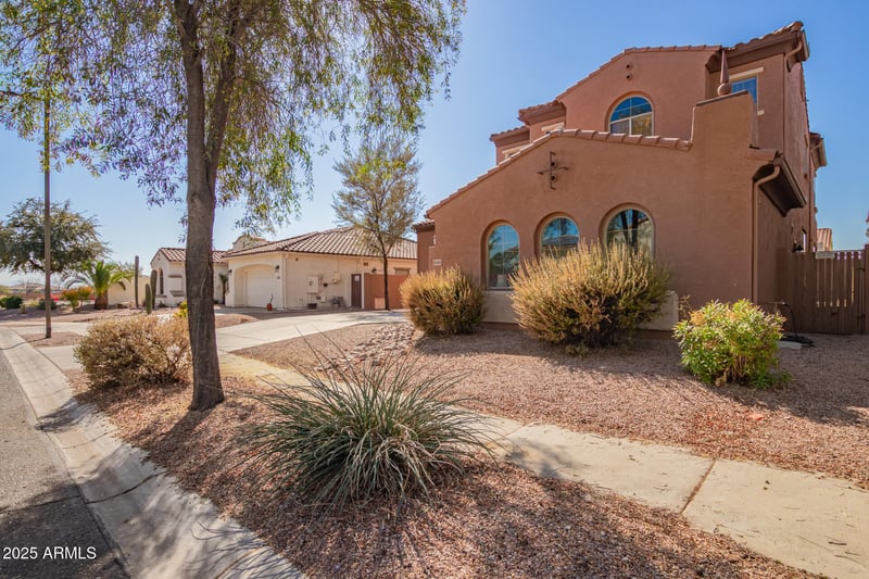 10684 161st Ave, Surprise, AZ 85379