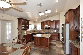 1069 Poinciana Rd, Gilbert, AZ 85234